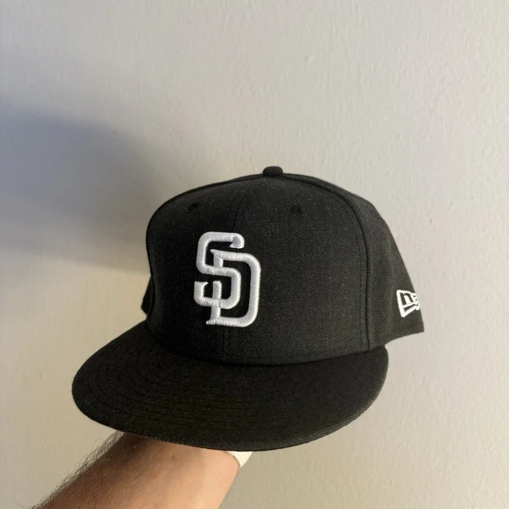 San Diego Padres New Era 59fifty‎ Fitted Hat Cap 7 3/8 Genuine Merchandise